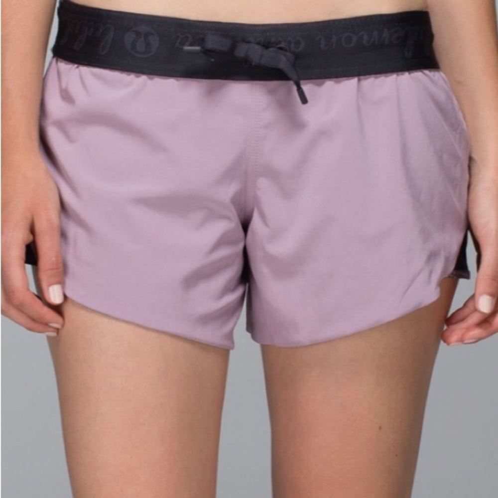 Like NEW! RARE!❤️LULULEMON Go the Distance short!